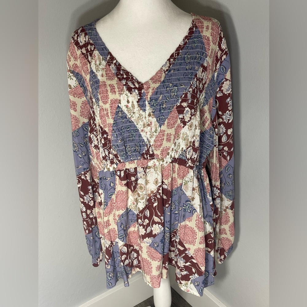 NWT MAURICES Floral Patchwork V-Neck Long Sleeve Women's Top Size XL